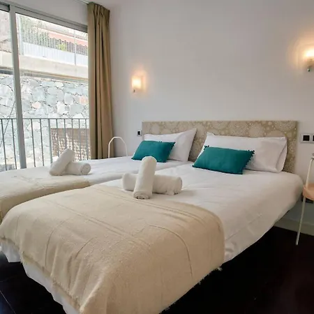 アパート Bellavista マスパロマス